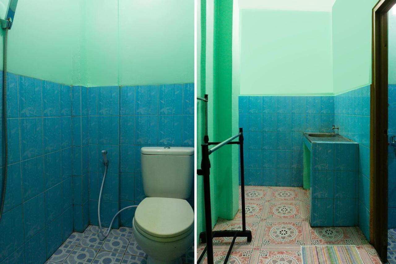Oyo 3095 Semarapura Homestay Makassar Esterno foto